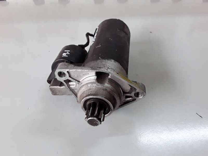 Recambio de motor arranque para volkswagen polo iii berlina (6n2) agd referencia OEM IAM 0001124011/085911023A  