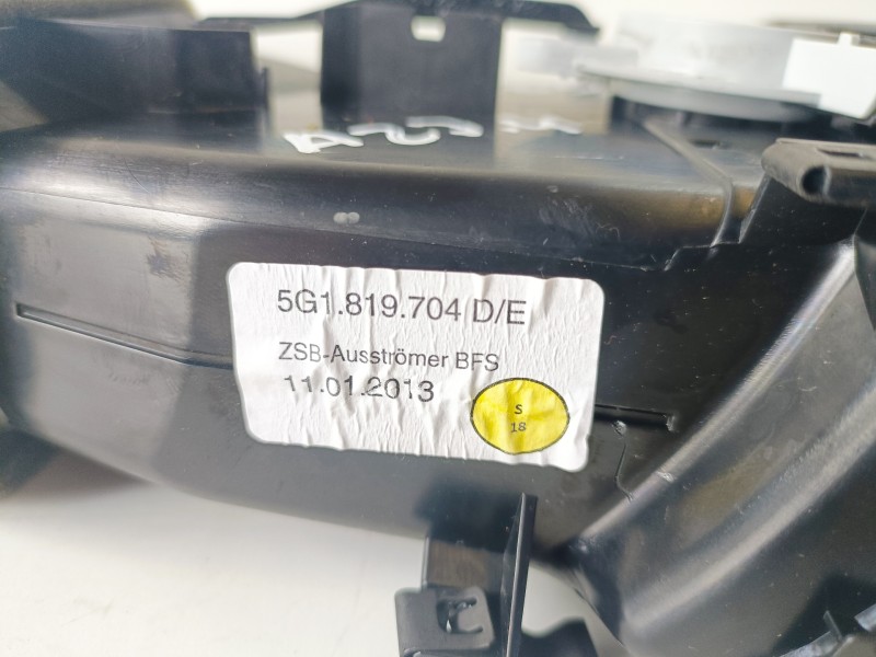 Recambio de rejilla aireadora para volkswagen golf vii (5g1/be1) clh referencia OEM IAM 5G1819704D  