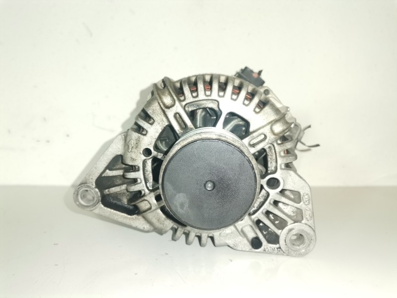 Recambio de alternador para hyundai i30 (fd) d4fb referencia OEM IAM 2655475/373002A110  