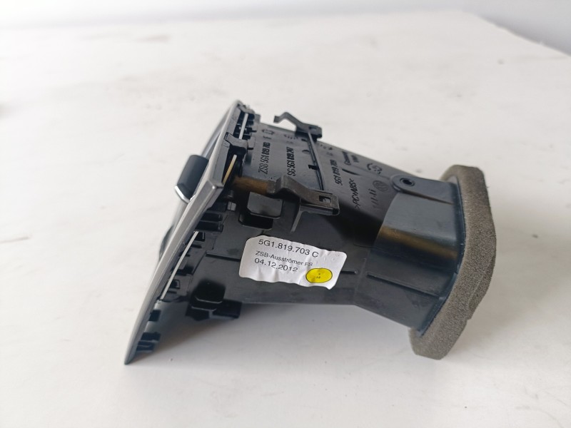 Recambio de rejilla aireadora para volkswagen golf vii (5g1/be1) clh referencia OEM IAM 5G1819703C  