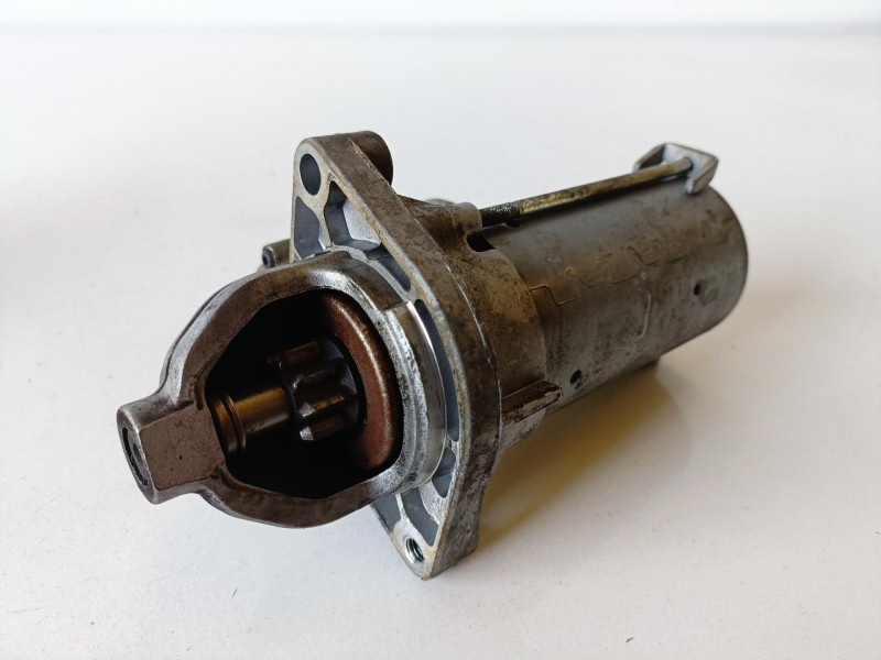 Recambio de motor arranque para opel corsa d a13dtc referencia OEM IAM D6G332  