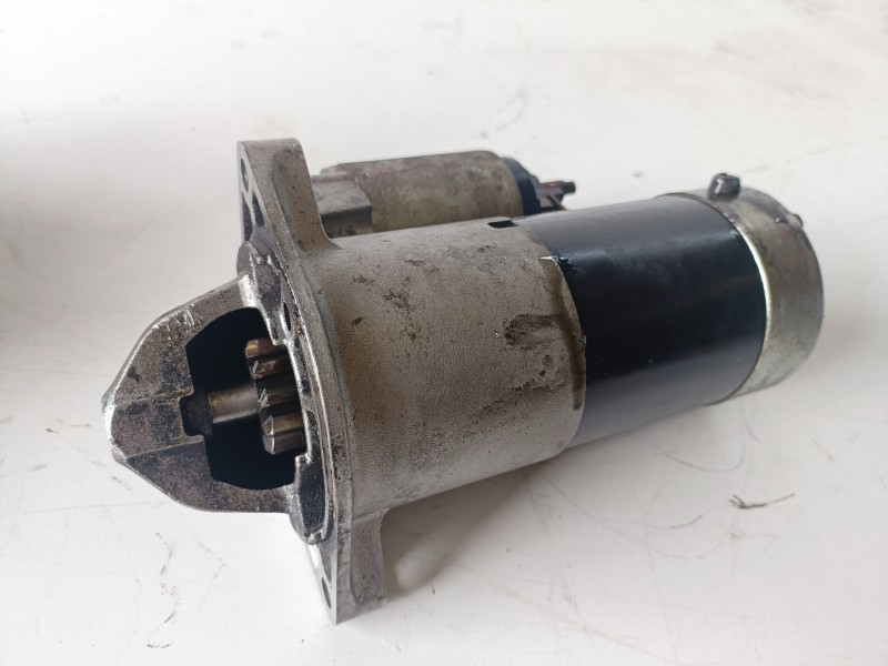 Recambio de motor arranque para opel insignia berlina a20dth referencia OEM IAM M001T30072  
