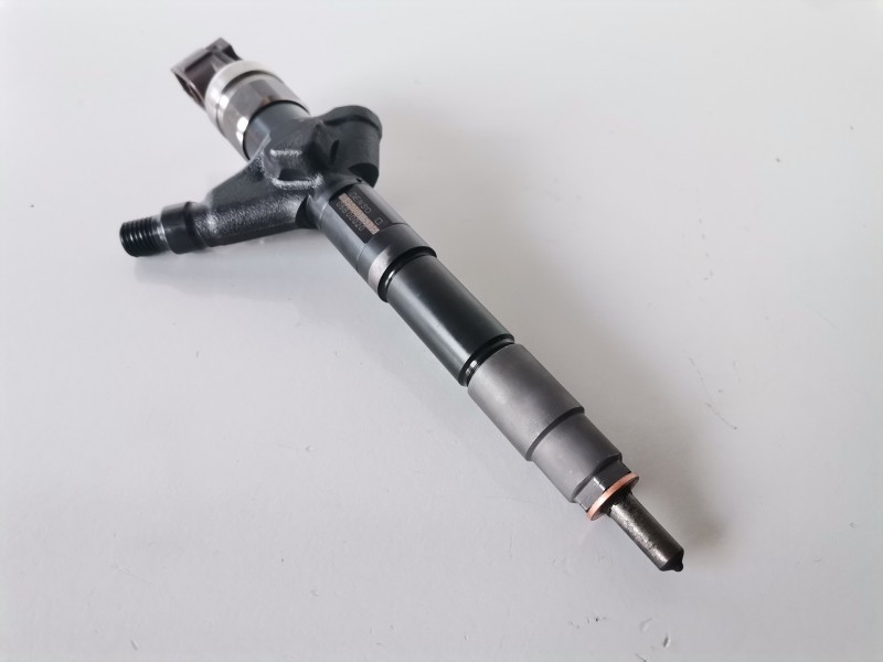 Recambio de inyector para nissan primera berlina (p12) yd22ddt referencia OEM IAM 0950005135  