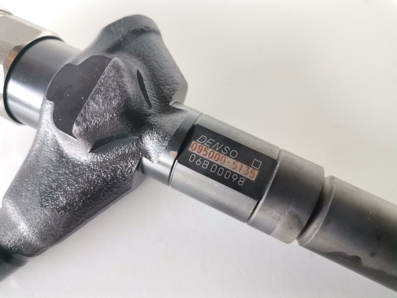 Recambio de inyector para nissan primera berlina (p12) yd22ddt referencia OEM IAM 0950005135  