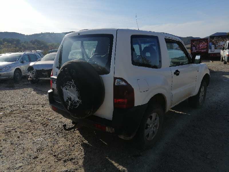 mitsubishi montero (v60/v70) del año 2005