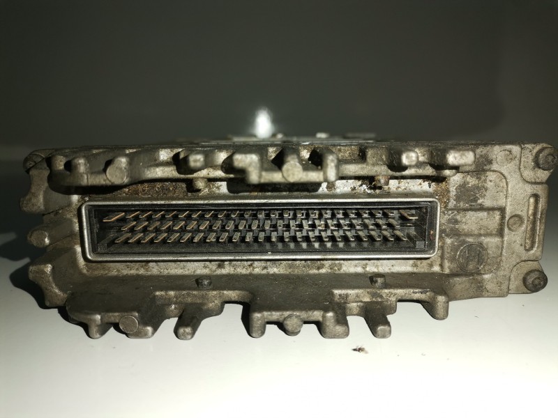 Recambio de centralita motor uce para renault kangoo i (f/kc0) f9q780 referencia OEM IAM 0281001878/8200059887  