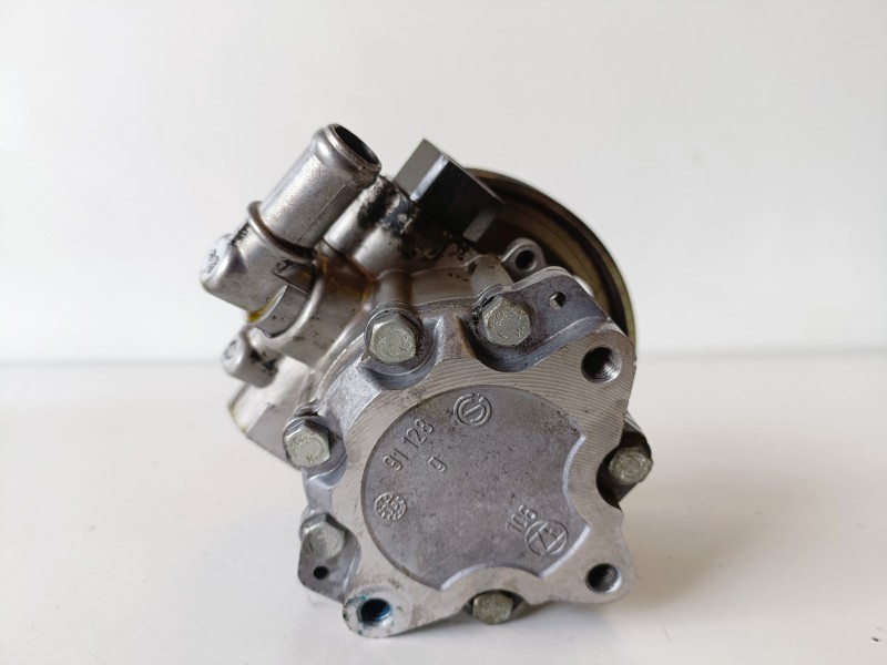 Recambio de bomba direccion para fiat ulysse (179) 4hw referencia OEM IAM 96479  