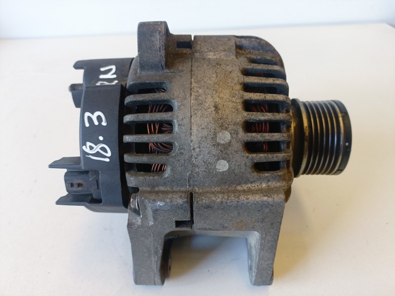 Recambio de alternador para renault scenic ii (jm) k9k732 referencia OEM IAM 8200667614  