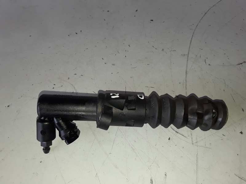 Recambio de bombin embrague para peugeot 308 9h06 referencia OEM IAM   