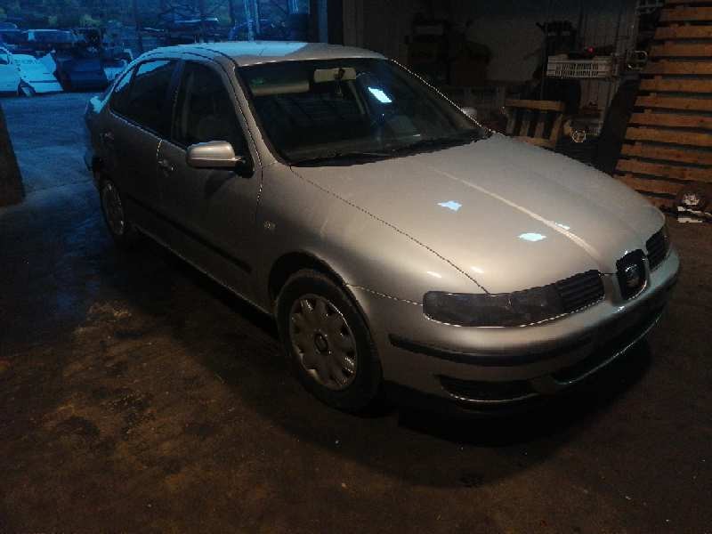 seat toledo (1m2) del año 2000