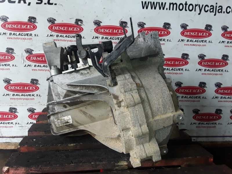 Recambio de caja cambios para ford focus berlina (cap) g8da referencia OEM IAM 3M5R7002YG  