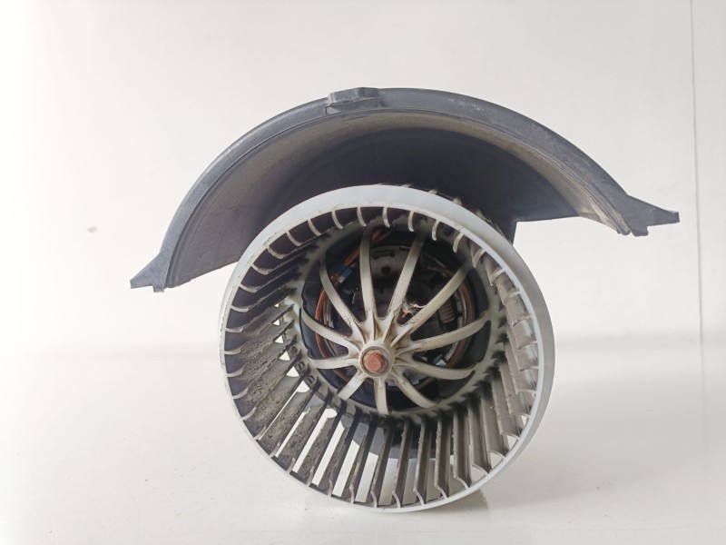 Recambio de ventilador calefaccion para volkswagen touareg (7la) bac referencia OEM IAM 7L0820021Q  