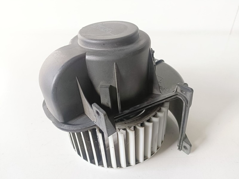 Recambio de ventilador calefaccion para volkswagen touareg (7la) bac referencia OEM IAM 7L0820021Q  