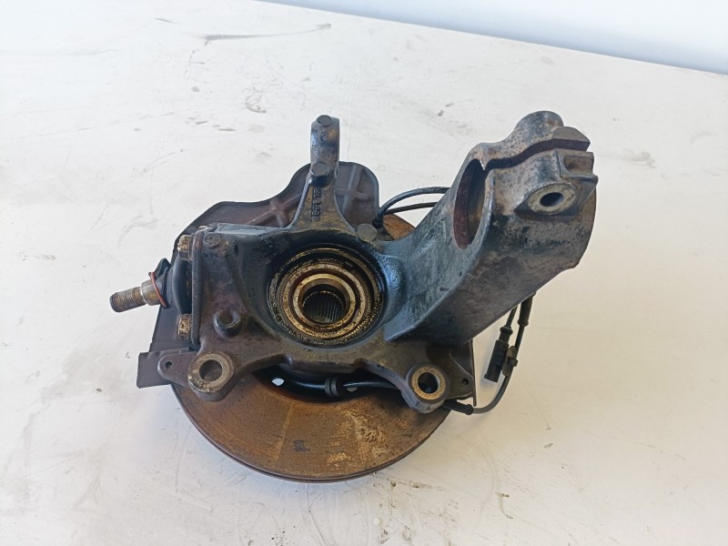 Recambio de mangueta delantera izquierda para citroen jumper furgón 4hv referencia OEM IAM   