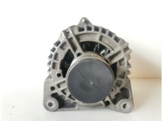 Recambio de alternador para renault clio iii k9k766 referencia OEM IAM 0124425071 / 8200660033  