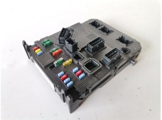 Recambio de caja reles / fusibles para peugeot 206 8hz referencia OEM IAM 9653667680  