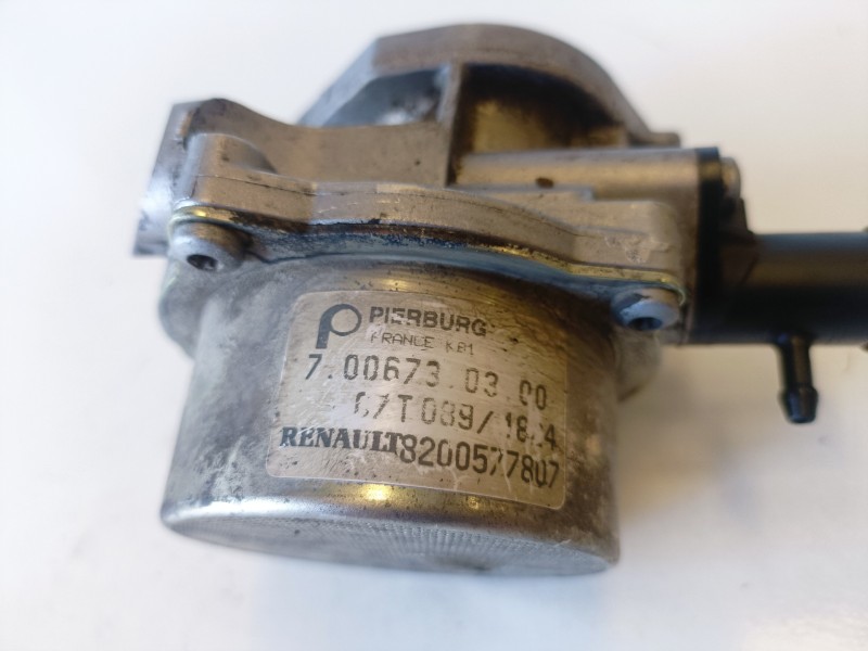 Recambio de depresor freno / bomba vacio para renault scenic ii (jm) k9k732 referencia OEM IAM 8200577807  