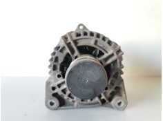 Recambio de alternador para renault twingo ii k9k740 referencia OEM IAM 0124425071 / 8200660033A  