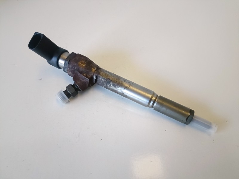 Recambio de inyector para renault scenic ii (jm) k9k732 referencia OEM IAM 8200380253  