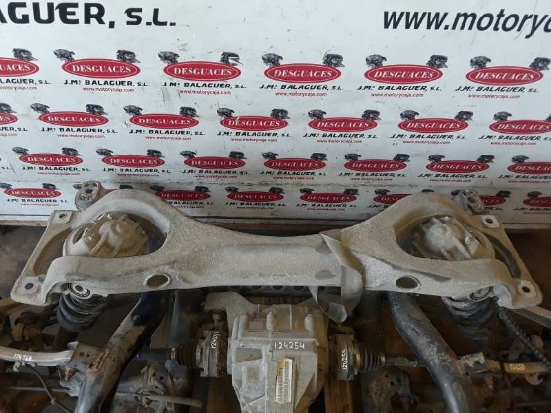 Recambio de puente trasero para audi q7 (4l) bug referencia OEM IAM 7L8512369  