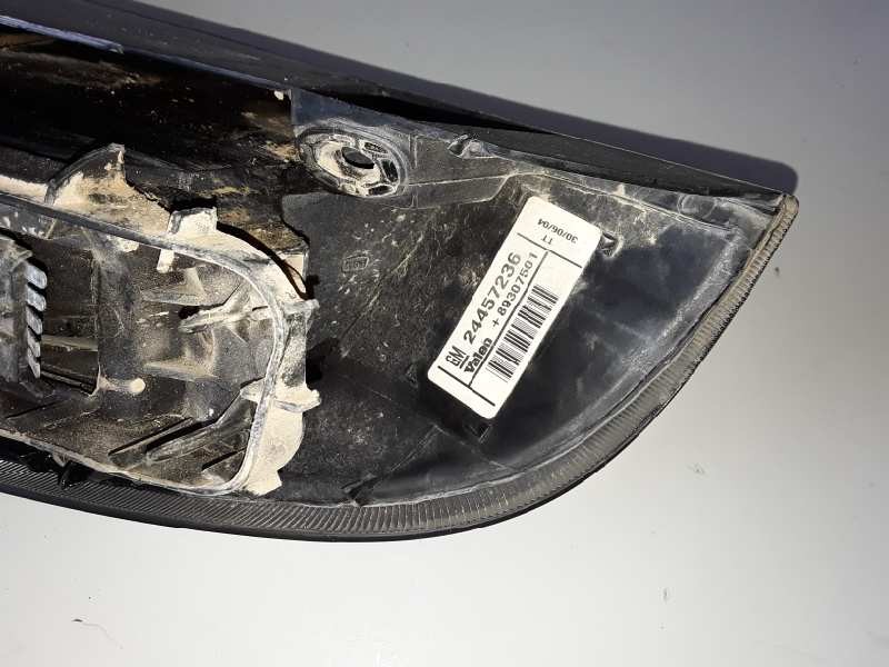Recambio de piloto trasero derecho para opel corsa c z12xe referencia OEM IAM 24457236  
