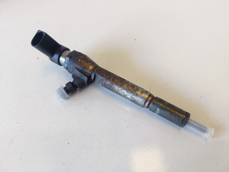Recambio de inyector para renault scenic ii (jm) k9k732 referencia OEM IAM 8200294788  