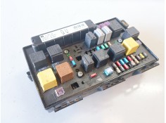 Recambio de caja reles / fusibles para opel astra h gtc z17dtr referencia OEM IAM 13206748 / 5DK00866848  