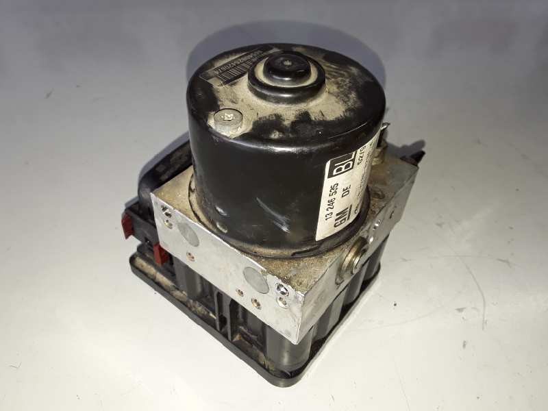Recambio de abs para opel astra h gtc z17dth referencia OEM IAM 13246535/10020602904/10096005543  