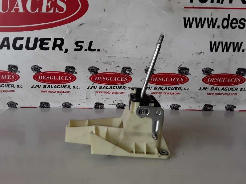 Recambio de palanca cambio para ford focus berlina (cb4) g6da referencia OEM IAM 4M5R7C453KF  