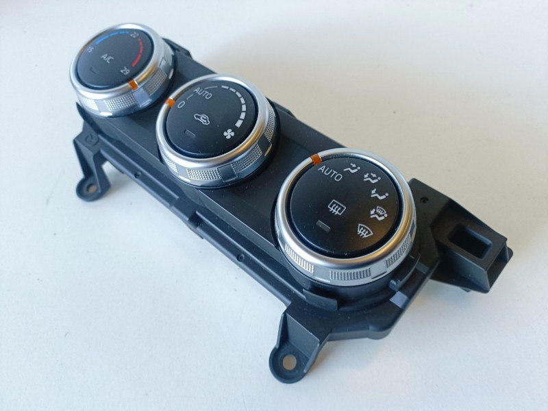 Recambio de mando climatizador para mazda cx-3 (dk) pe referencia OEM IAM DA6S61  