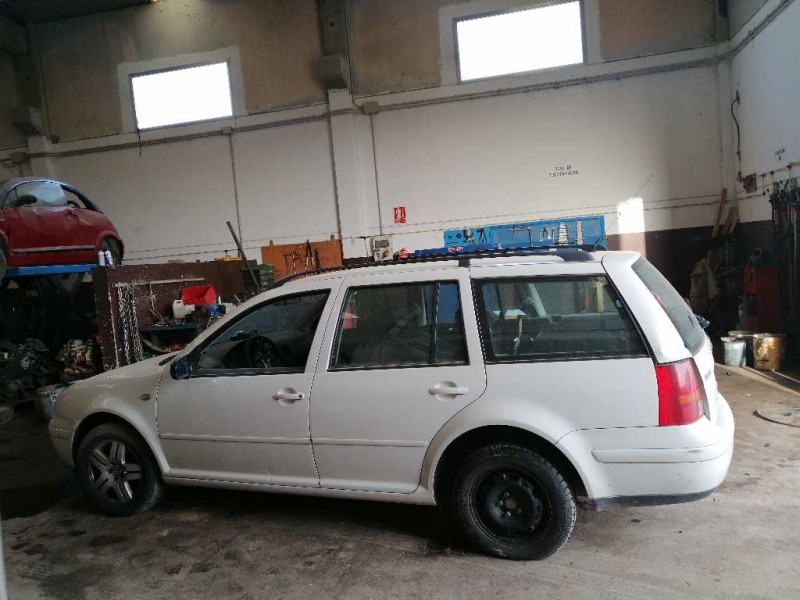 volkswagen golf iv variant (1j5)(05.1999) del año 2000
