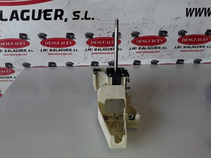 Recambio de palanca cambio para ford focus berlina (cb4) g6da referencia OEM IAM 4M5R7C453KF  