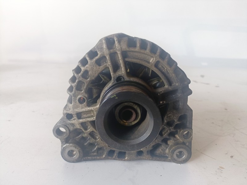 Recambio de alternador para volkswagen lupo (6x1/6e1) aud referencia OEM IAM 0124315005  