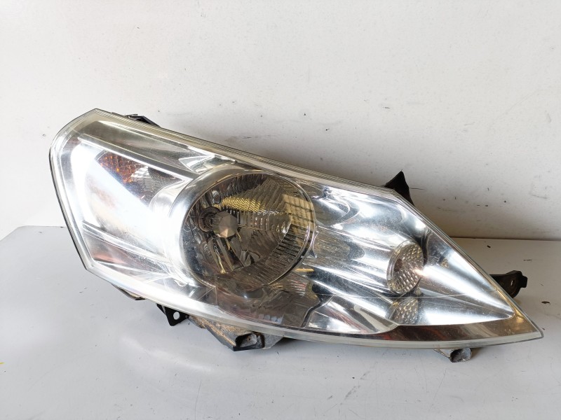 Recambio de faro derecho para citroen jumpy rhk referencia OEM IAM 89901160  