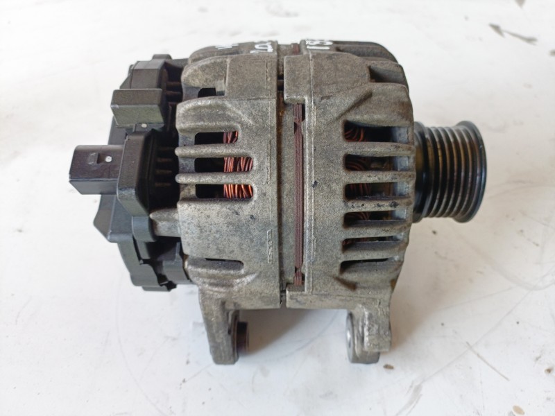 Recambio de alternador para volkswagen lupo (6x1/6e1) aud referencia OEM IAM 0124315005  