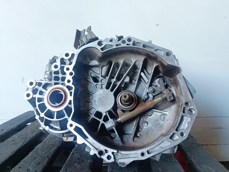 Recambio de caja cambios para honda civic berlina 3 puertas (ep) 4ee2 referencia OEM IAM 97253291  