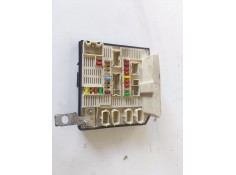 Recambio de caja reles / fusibles para renault kangoo ii (f/kw0) k9k802 referencia OEM IAM 8201044237B  