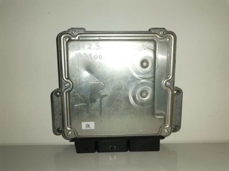 Recambio de centralita motor uce para renault kangoo ii (f/kw0) k9k608 referencia OEM IAM   