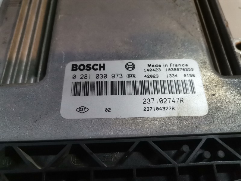 Recambio de centralita motor uce para renault kangoo ii (f/kw0) k9k608 referencia OEM IAM   