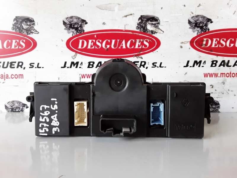 Recambio de mando climatizador para renault megane ii berlina 3p f9q800 referencia OEM IAM 8200344840  