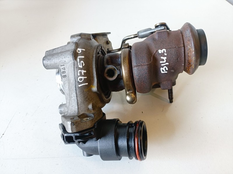 Recambio de turbocompresor para opel combo life e yh01 referencia OEM IAM 9813245480  