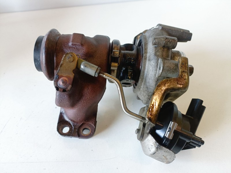 Recambio de turbocompresor para opel combo life e yh01 referencia OEM IAM 9813245480  