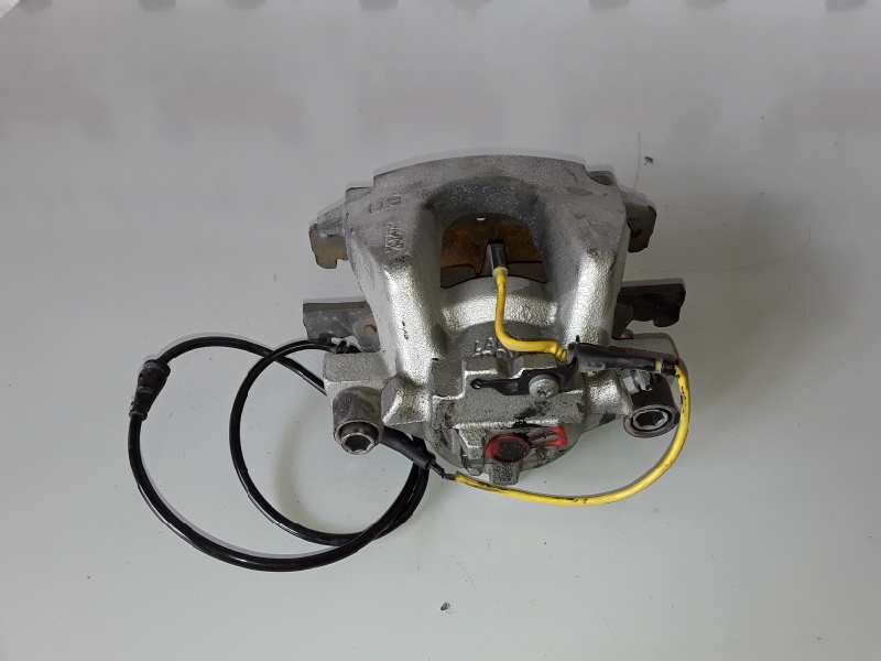 Recambio de pinza de freno delantera izquierda para jaguar f-pace 204dtd referencia OEM IAM   