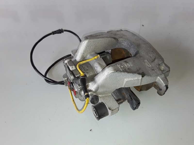 Recambio de pinza de freno delantera izquierda para jaguar f-pace 204dtd referencia OEM IAM   