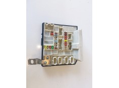 Recambio de caja reles / fusibles para renault scenic ii (jm) m9r700 referencia OEM IAM 8200481863F  