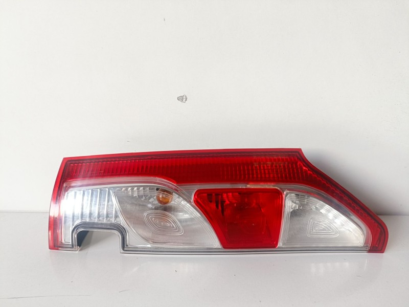 Recambio de piloto trasero izquierdo para renault kangoo ii (f/kw0) k9k608 referencia OEM IAM   