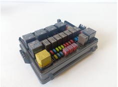 Recambio de caja reles / fusibles para ssangyong rexton d27dt referencia OEM IAM Y220EDP   2