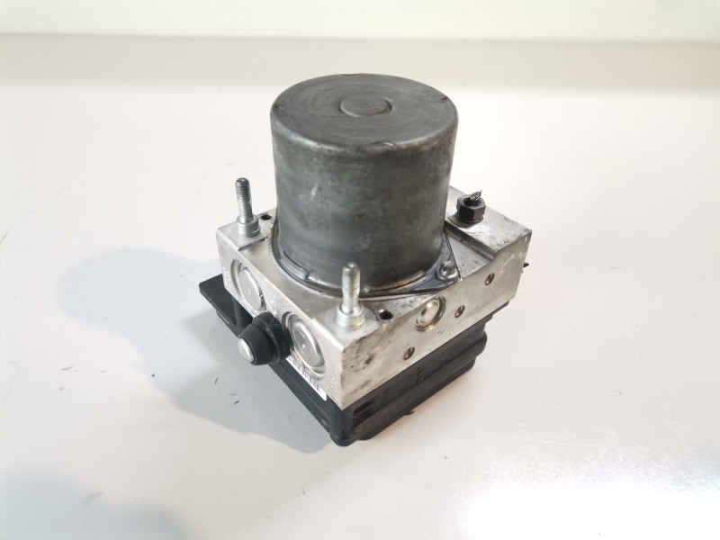 Recambio de abs para audi a6 berlina (4f2) caha referencia OEM IAM 0265230090/0265950858  