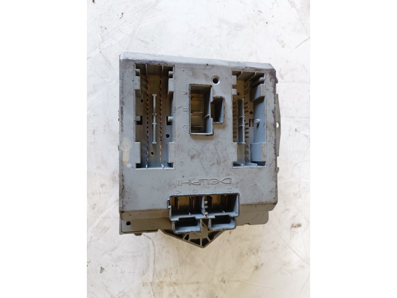 Recambio de caja reles / fusibles para fiat i doblò (119) 223a7000 referencia OEM IAM 51756264  
