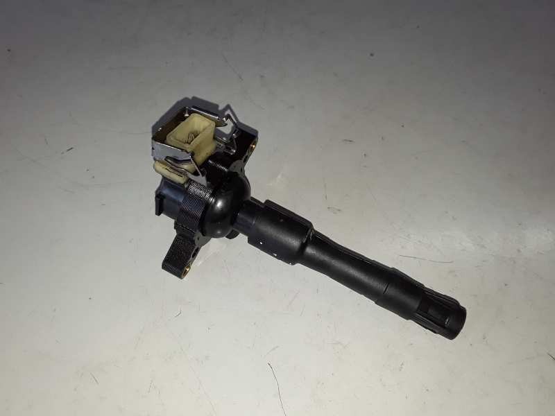 Recambio de bobina encendido para bmw serie 3 berlina (e46) m52b20 referencia OEM IAM 11860T  